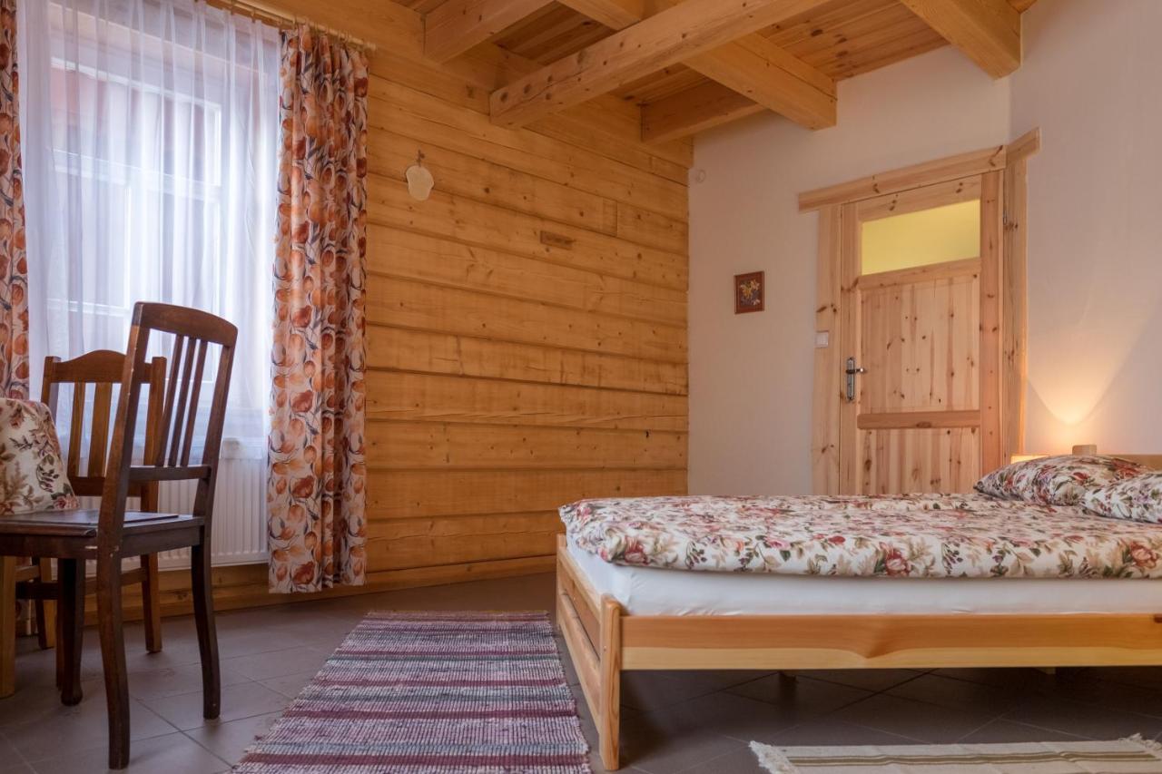 Miodowa Kolonia Bed & Breakfast Białowieża Dış mekan fotoğraf