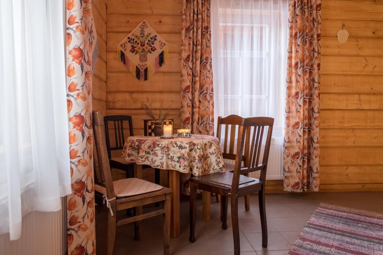 Miodowa Kolonia Bed & Breakfast Białowieża Dış mekan fotoğraf