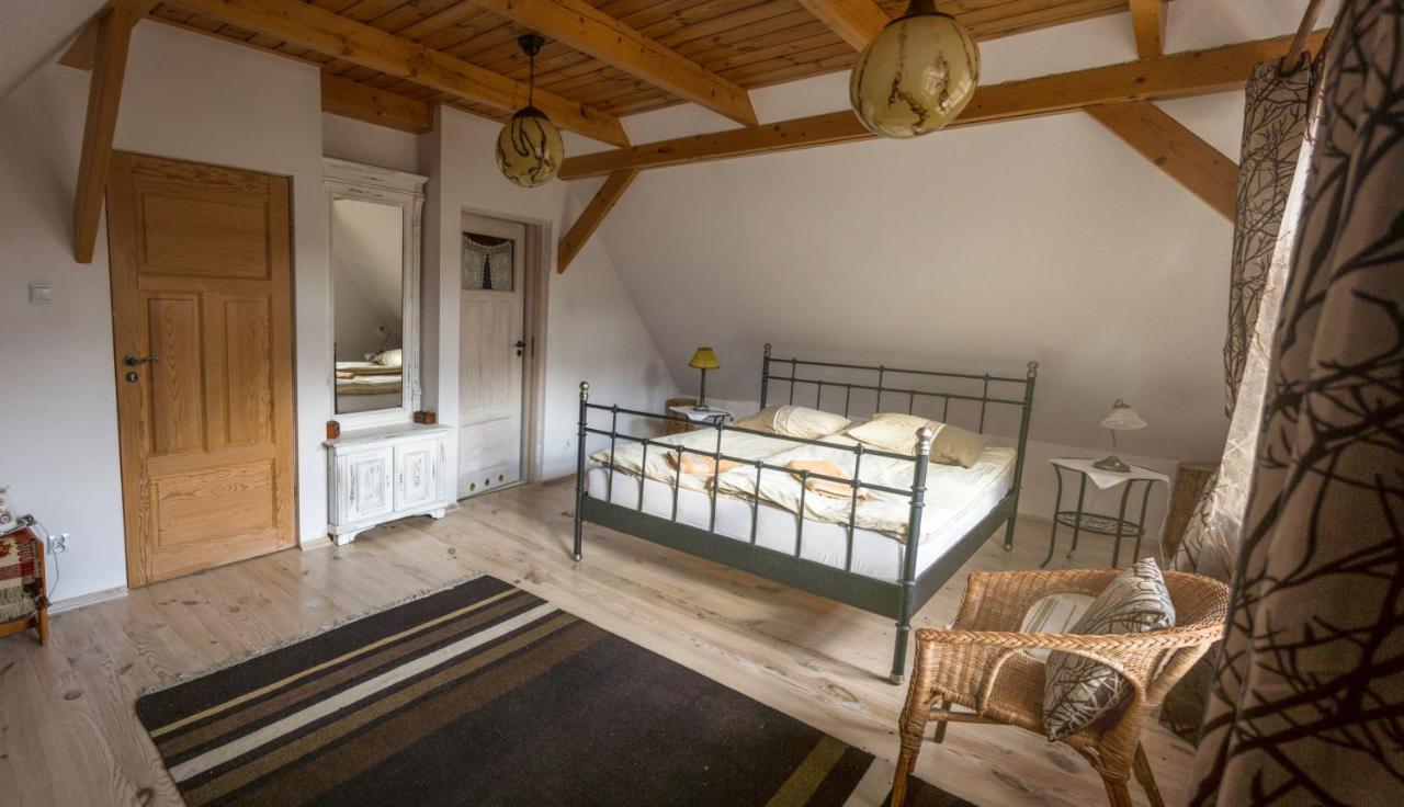 Miodowa Kolonia Bed & Breakfast Białowieża Dış mekan fotoğraf